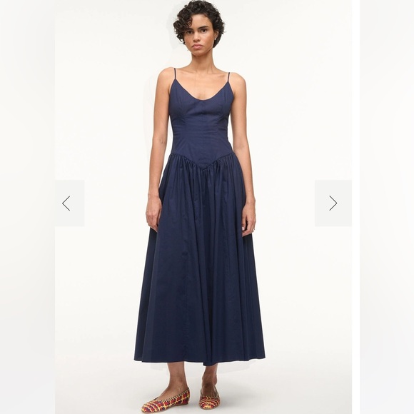 new Staud Dena drop waist poplin maxi dress in navy blue cotton - Picture 3 of 11